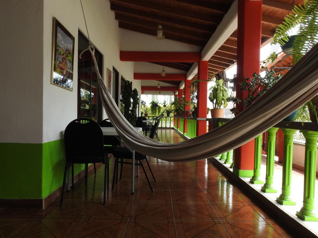 Hostal La Sultana Santa Rosa De Cabal Exterior foto